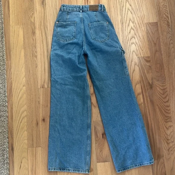 Zara wide leg light wash denim cargo pants - size 2 - Picture 3 of 7